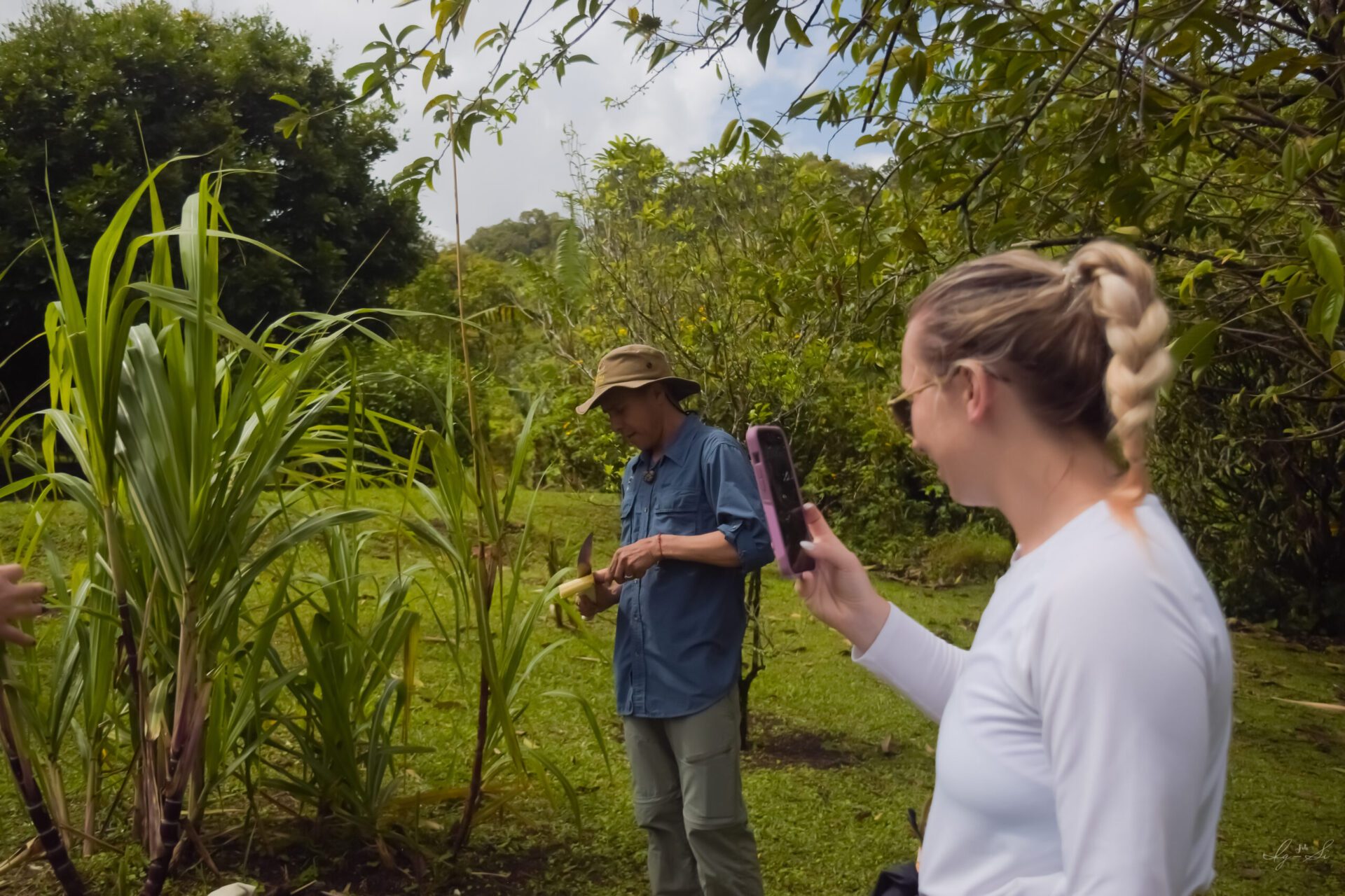 Essence Arenal Cacao Tour