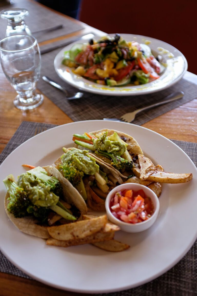 Essence Arenal Eat & Drink